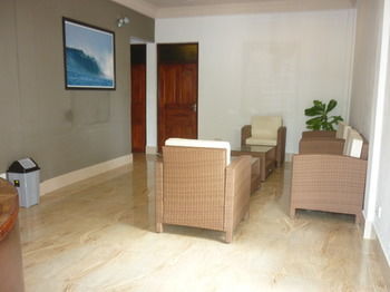 Batuta Maldives Surf View Hotel Thulusdhoo Exterior photo